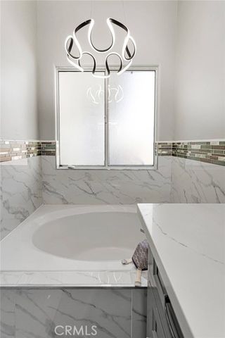 13046 Bermuda Dunes, Victorville, CA 92395