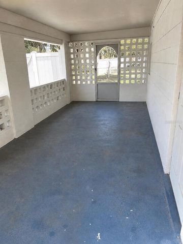 2571 CENTRAL AVENUE, Clearwater, FL 33764
