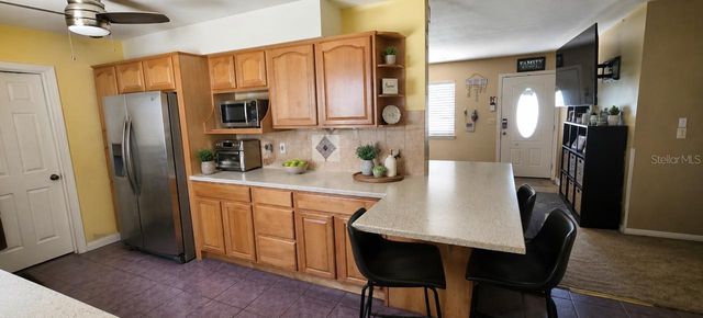 2571 CENTRAL AVENUE, Clearwater, FL 33764