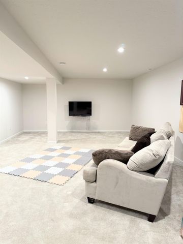 6017 Outlook Court, Hamilton Twp, OH 45152