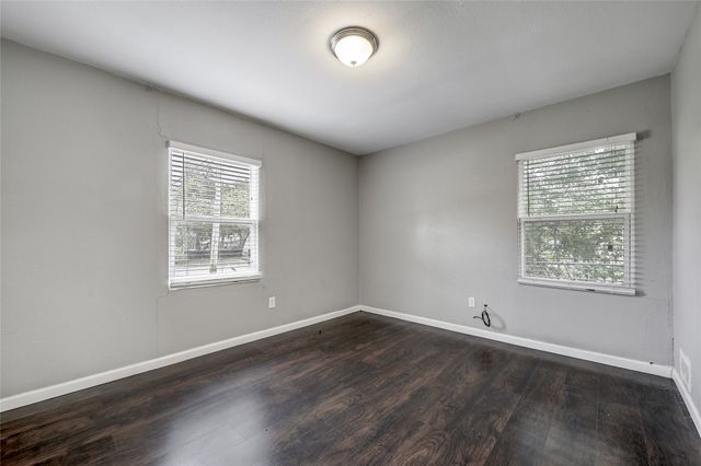 802 E Dallas Street, Mansfield, TX 76063
