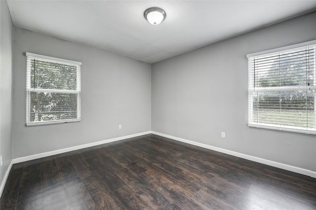 802 E Dallas Street, Mansfield, TX 76063