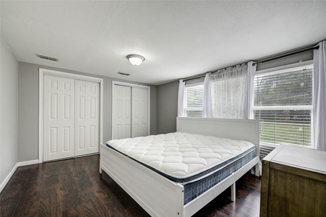 802 E Dallas Street, Mansfield, TX 76063