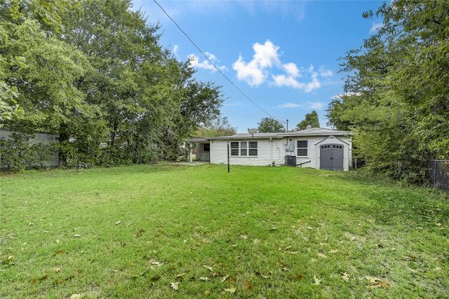 802 E Dallas Street, Mansfield, TX 76063