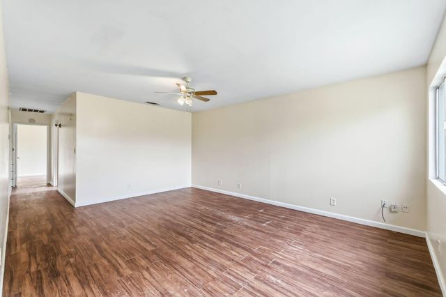 1352 N Pleasant Avenue, Fresno, CA 93728