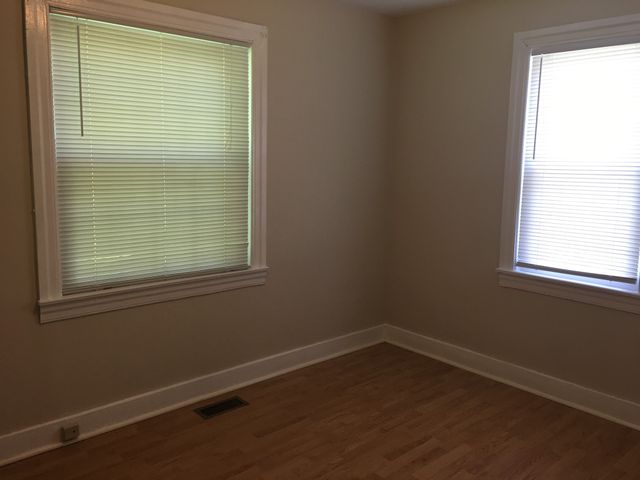 2125 Riverside Dr, Nashville, TN 37216