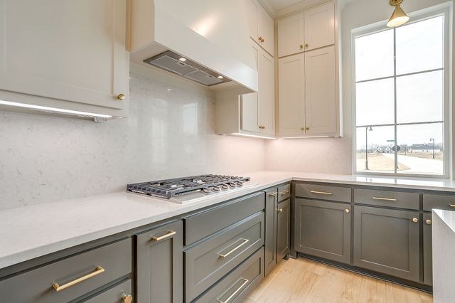 137 Aiden Drive, Waxahachie, TX 75165