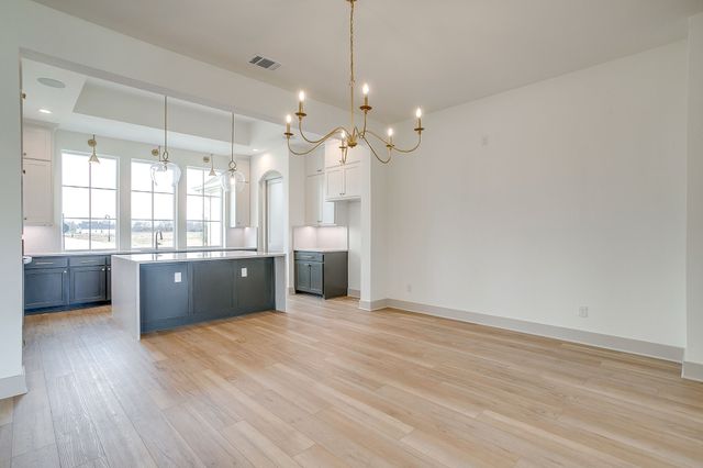 137 Aiden Drive, Waxahachie, TX 75165