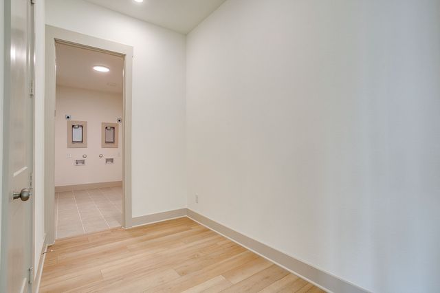 137 Aiden Drive, Waxahachie, TX 75165