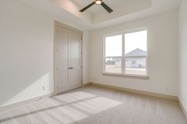 137 Aiden Drive, Waxahachie, TX 75165