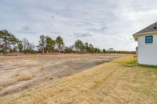 137 Aiden Drive, Waxahachie, TX 75165