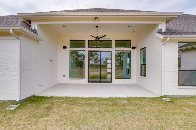 137 Aiden Drive, Waxahachie, TX 75165