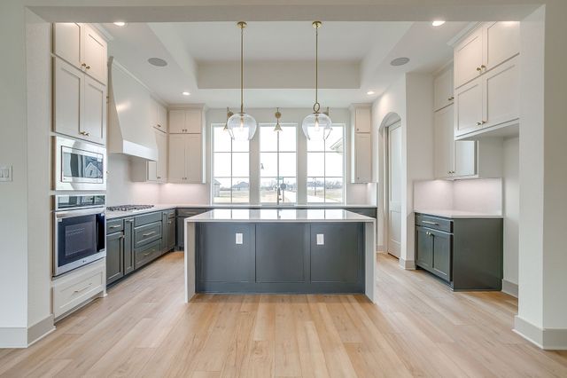 137 Aiden Drive, Waxahachie, TX 75165