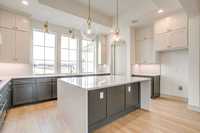 137 Aiden Drive, Waxahachie, TX 75165