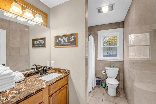 1463 Red Cedar Lane, Sevierville, TN 37876