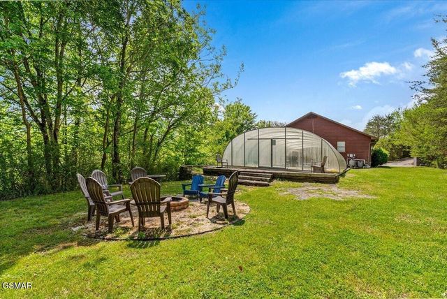 1463 Red Cedar Lane, Sevierville, TN 37876