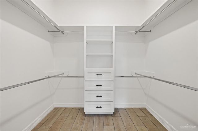 2413 N Gaytan Avenue, Edinburg, TX 78542