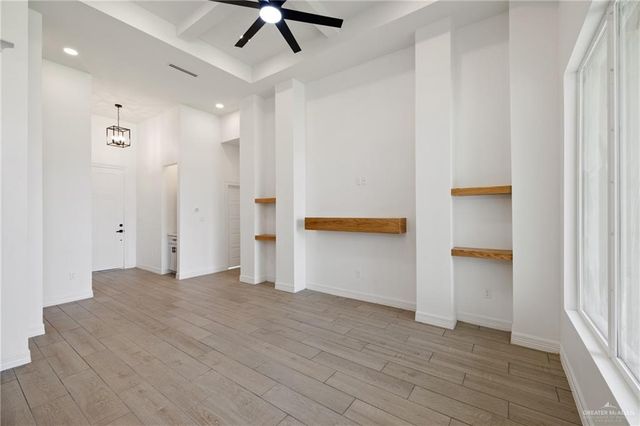 2413 N Gaytan Avenue, Edinburg, TX 78542