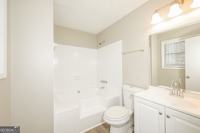 3450 Quinn Ridge Drive, Snellville, GA 30039