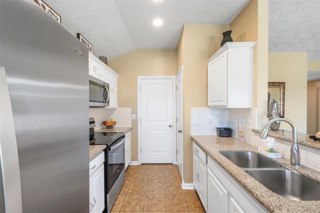 3410 Red Cedar Bend, Baytown, TX 77521