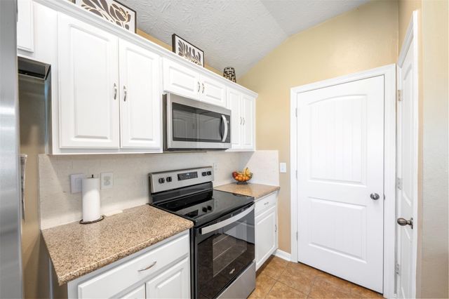 3410 Red Cedar Bend, Baytown, TX 77521