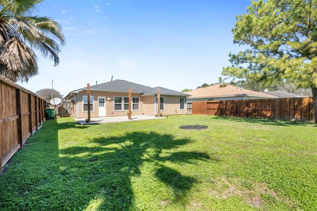 3410 Red Cedar Bend, Baytown, TX 77521