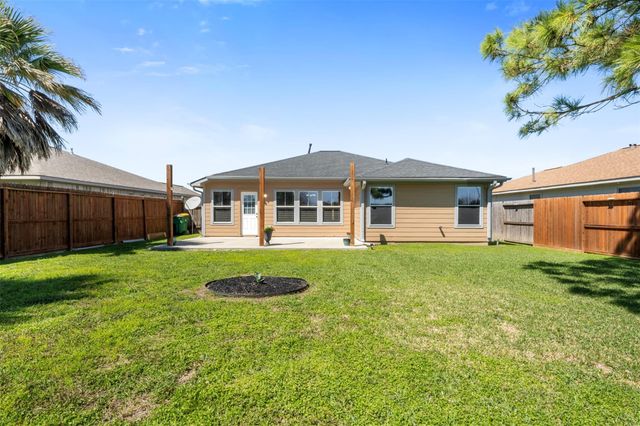 3410 Red Cedar Bend, Baytown, TX 77521