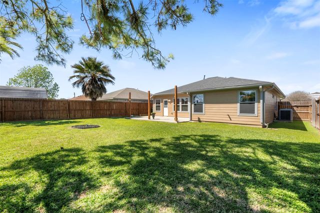 3410 Red Cedar Bend, Baytown, TX 77521