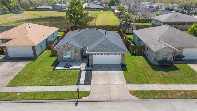 3410 Red Cedar Bend, Baytown, TX 77521