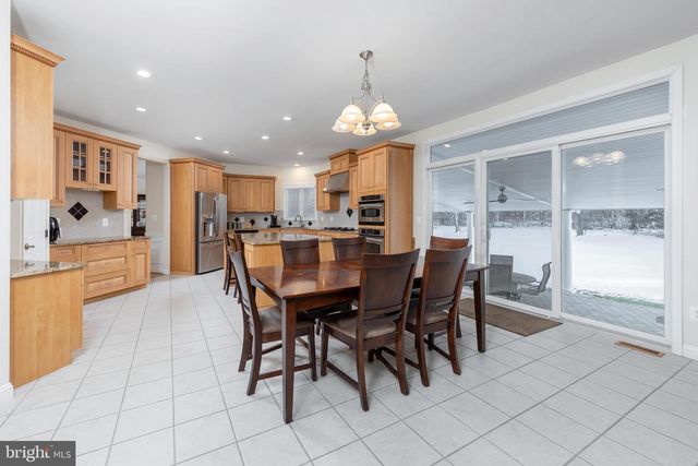 107 PREAKNESS DR, Mullica Hill, NJ 08062