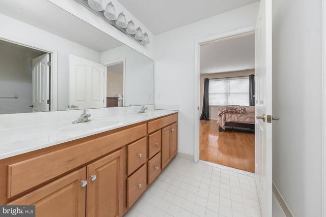 107 PREAKNESS DR, Mullica Hill, NJ 08062