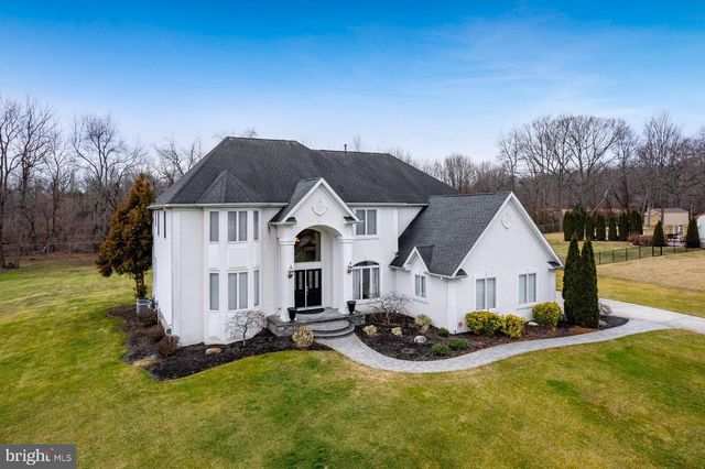 107 PREAKNESS DR, Mullica Hill, NJ 08062