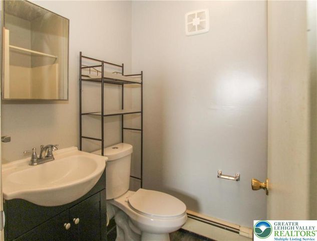 814 Carlton Avenue 2, Bethlehem City, PA 18015