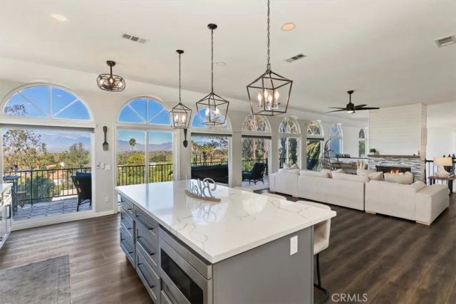 1619 Gratton, Riverside, CA 92504