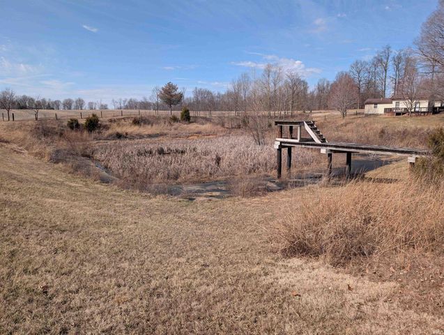 2810 E Old US 50, Bedford, IN 47421