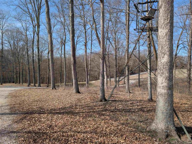 2810 E Old US 50, Bedford, IN 47421