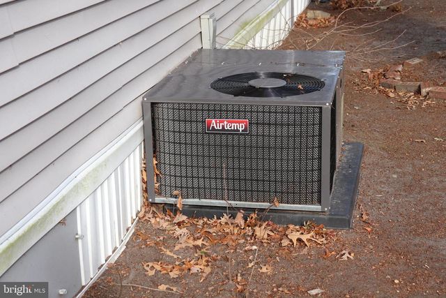 37630 W SHADY DR, Selbyville, DE 19975