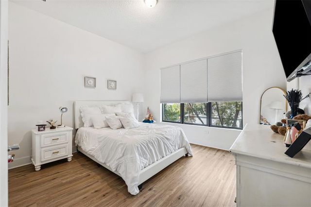 4810 W MCELROY AVENUE 2, Tampa, FL 33611
