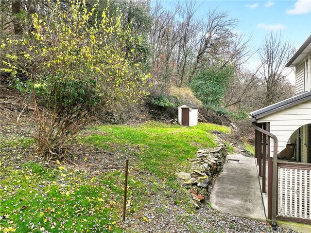 574 Webster Hollow Road, Rostraver, PA 15012