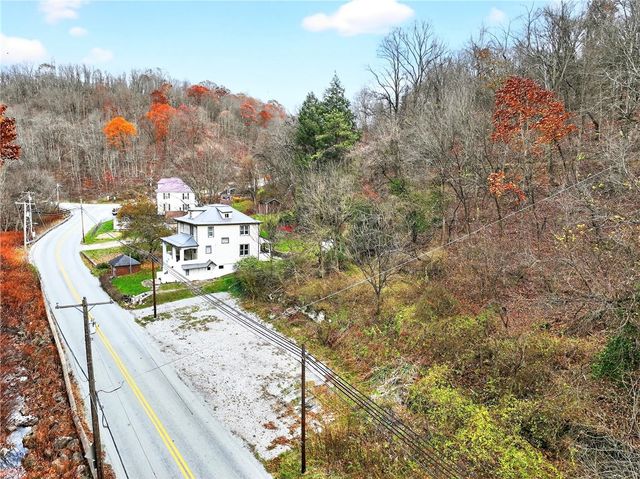 574 Webster Hollow Road, Rostraver, PA 15012