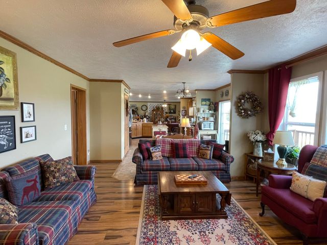 4143 W State Highway 248, Galena, MO 65656