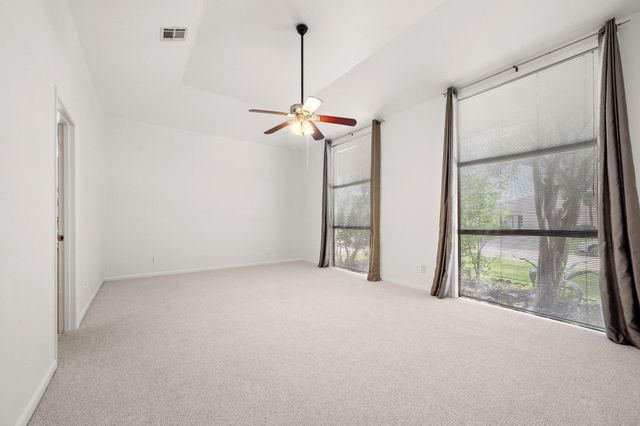 1 Wellington Lane, Sugar Land, TX 77478