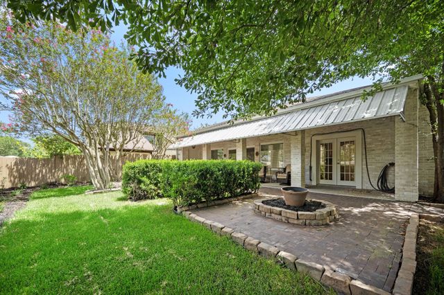 1 Wellington Lane, Sugar Land, TX 77478