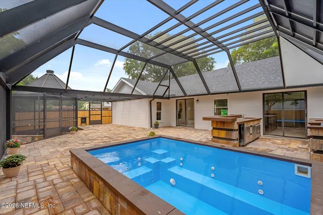 946 JORICK Court W, Jacksonville, FL 32225