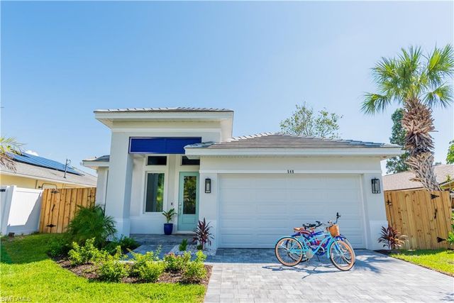548 101st AVE, Naples, FL 34108