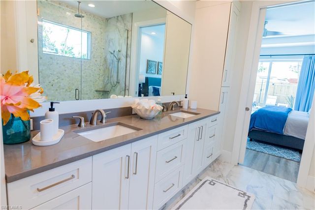 548 101st AVE, Naples, FL 34108