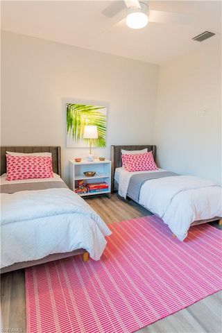 548 101st AVE, Naples, FL 34108