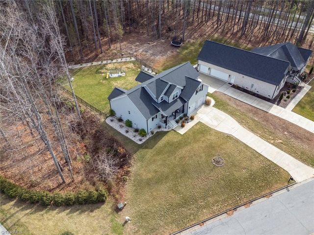 158 Medinah Drive, Winston-salem, NC 27107