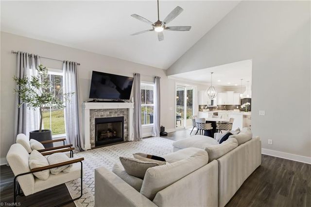 158 Medinah Drive, Winston-salem, NC 27107