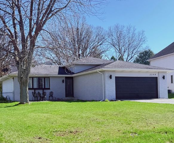 2244 Coldspring Road, Crown Point, IN 46307